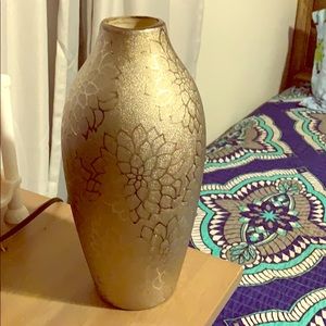 Vase color plateado